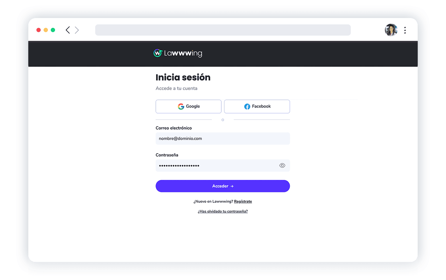 Pantalla de inicio de sesión en la plataforma Lawwwing, con opciones de acceso mediante Google y Facebook, además de campos para correo electrónico y contraseña.